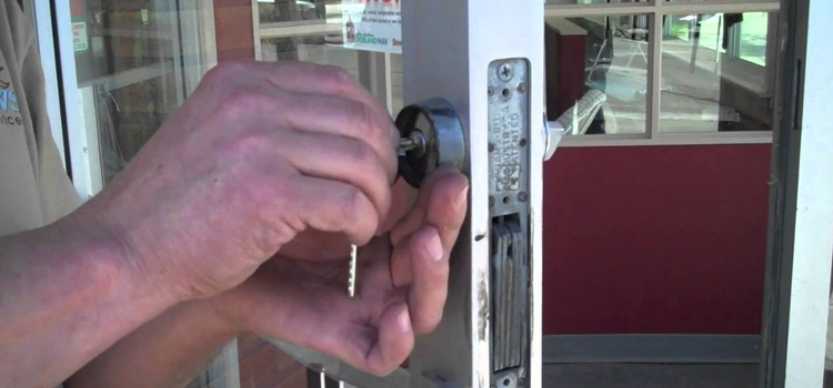 commercial door lock repair Canyon Lake